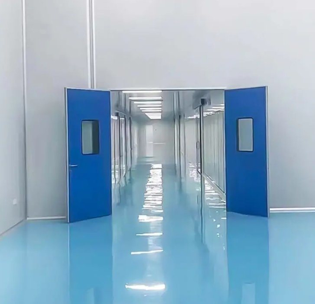 New High Quality Medical Manual Double Push Closed Door